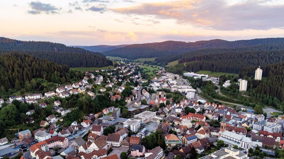Furtwangen im Schwarzwald von oben